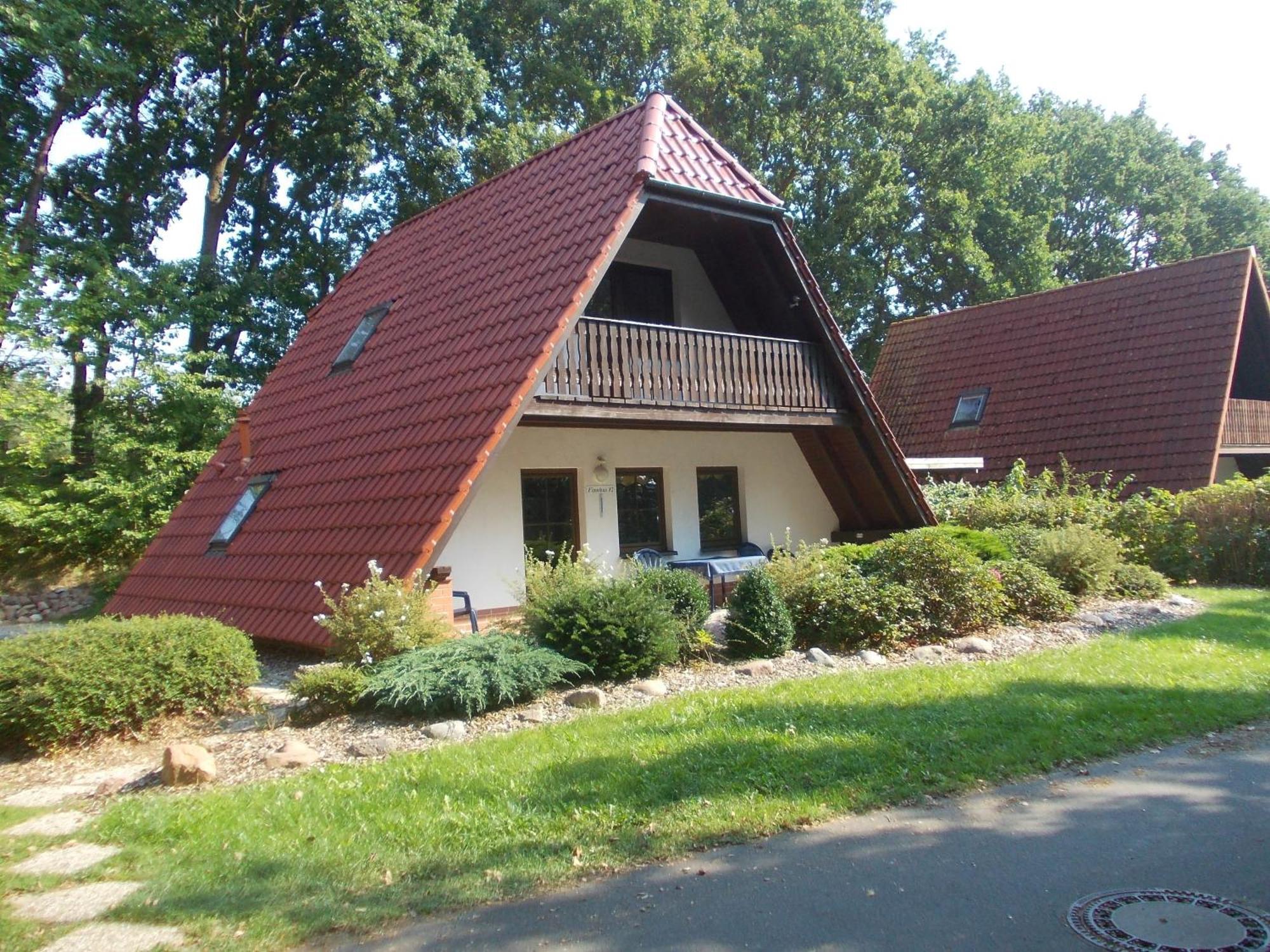 Finnhaeuser Am Vogelpark - Haus Luise Marlow Esterno foto